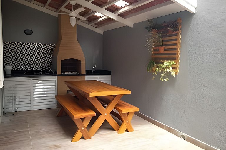 Casa em condomínio - Juquehy, 50m do mar!