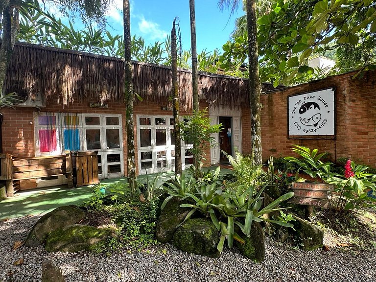Casa em condomínio - Juquehy, 50m do mar!