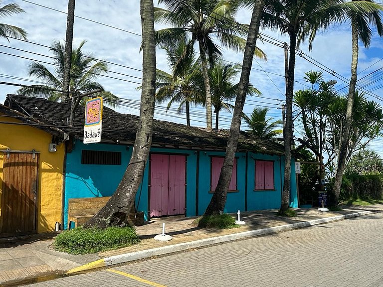 Casa com 4 suítes piscina e cinema em Juquehy