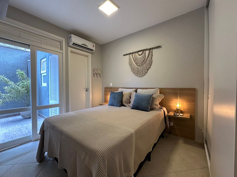 Casa em condomínio - Juquehy, 50m do mar!