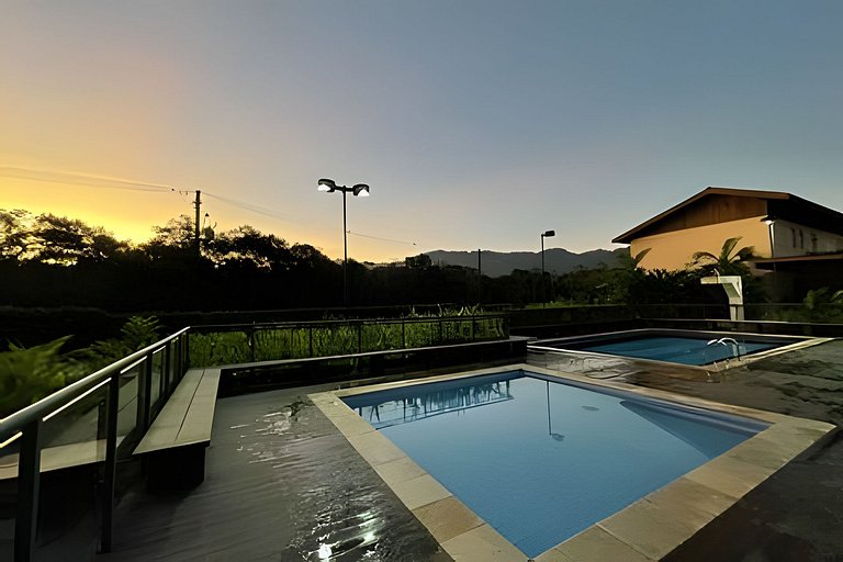 Casa de férias, Barra do Una, condomínio fechado!