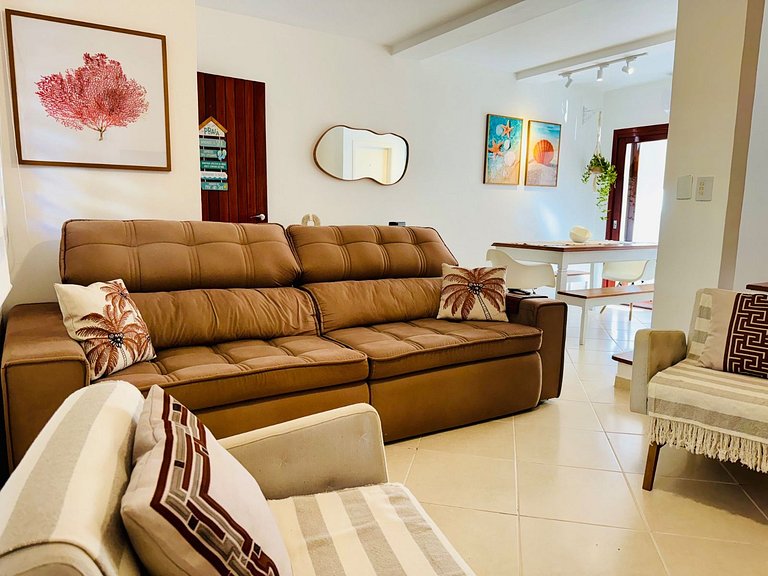 House with swimming pool, 300 m from the sea!