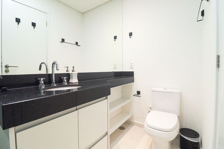 Casa con piscina cubierta y climatizada - 400m del mar.