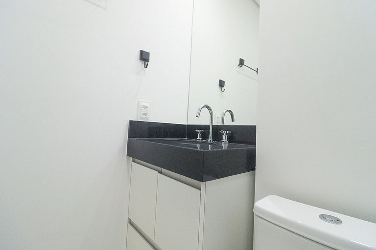 Casa con piscina cubierta y climatizada - 400m del mar.