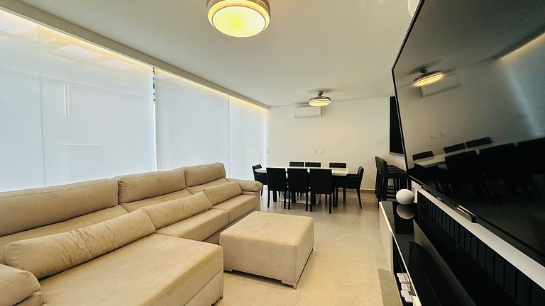 Casa con piscina cubierta y climatizada - 400m del mar.