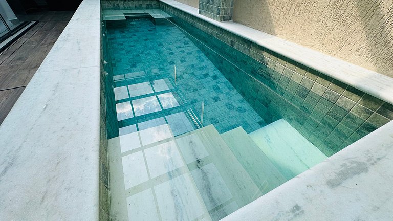 Casa con piscina cubierta y climatizada - 400m del mar.