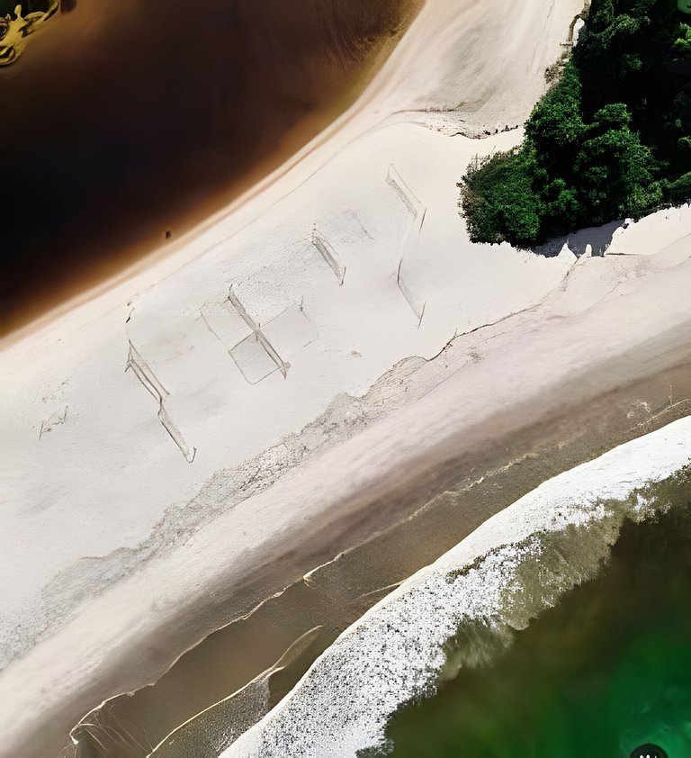 Casa com piscina privativa, 4 minutos da praia