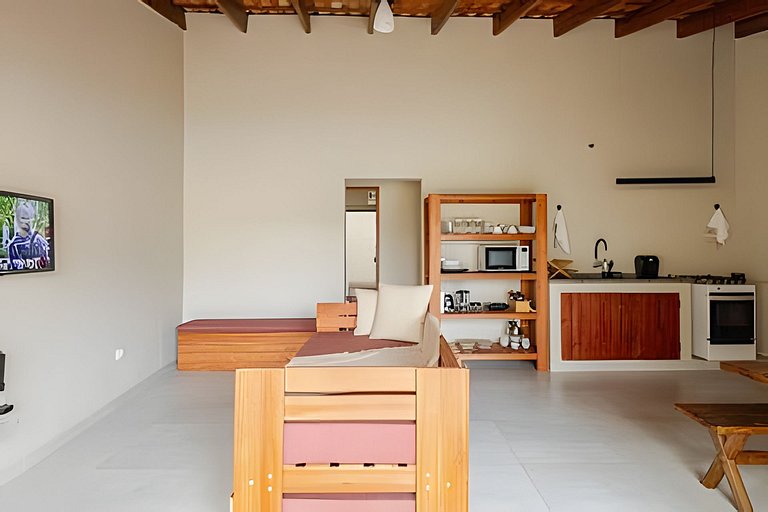 Casa com piscina, 4 minutos do mar
