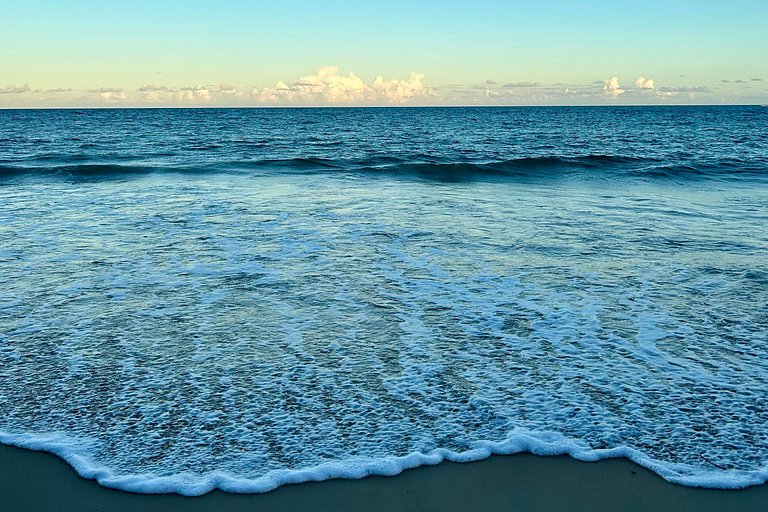 Loft 02, na rua da praia, pet friendly!