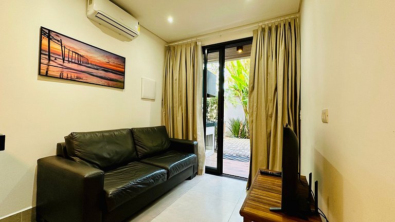 Loft para 3 pessoas na rua da praia, pet friendly!