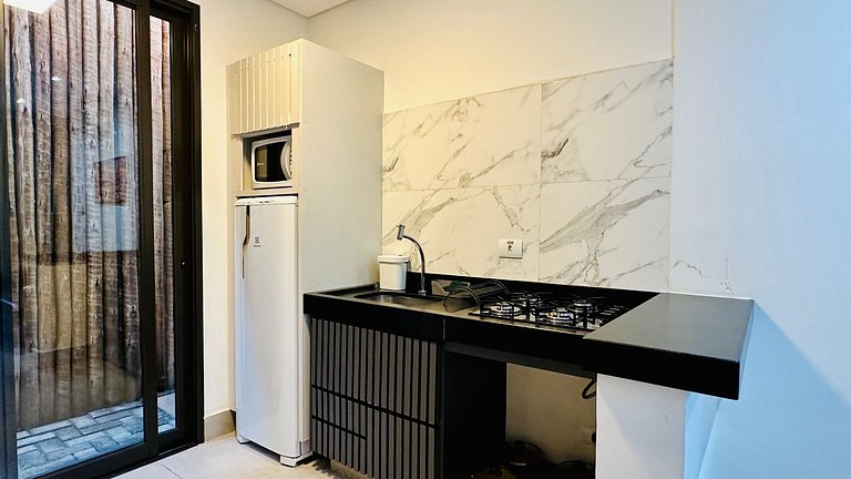 Loft para 3 pessoas na rua da praia, pet friendly!
