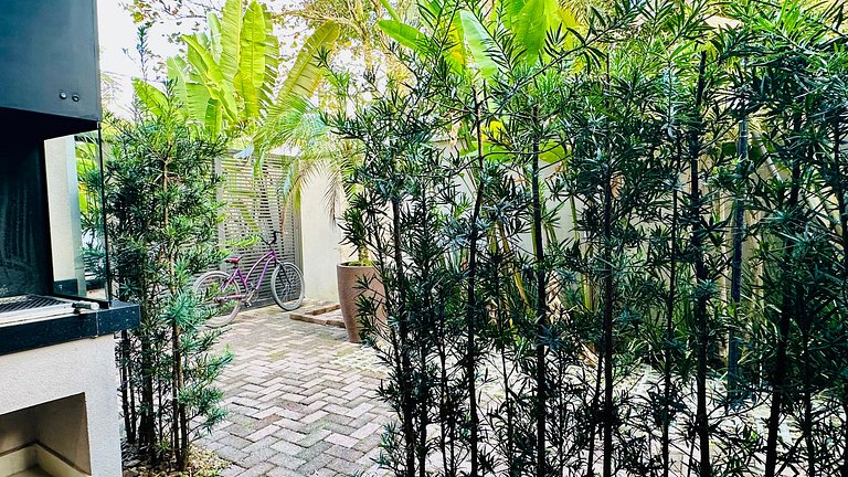 Loft para 3 pessoas na rua da praia, pet friendly!