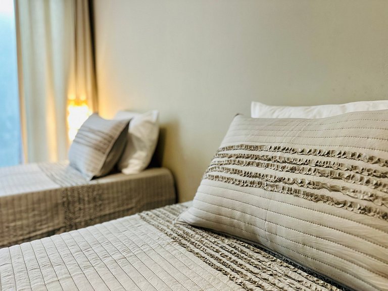 Casa com piscina, a 4 minutos do mar, Boraceia 2