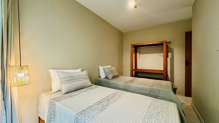 Casa com piscina, a 4 minutos do mar, Boraceia 2