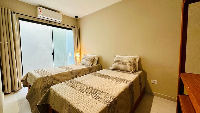 Casa com piscina, a 4 minutos do mar, Boraceia 2