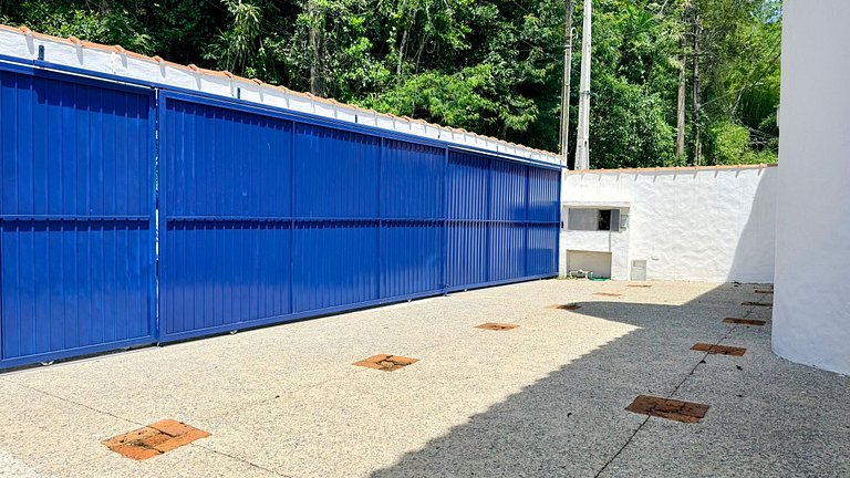 Casa beira rio com churrasqueira, piscina 3 suítes