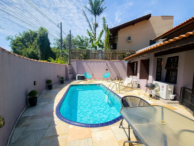 Casa com piscina - Barra do Una