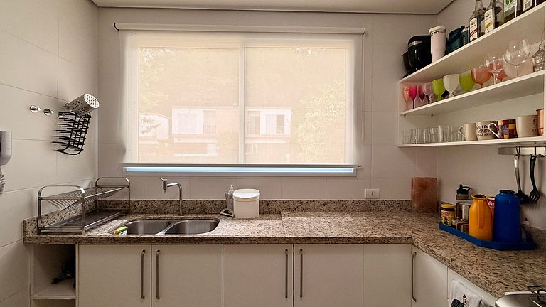 Casa com piscina aquecida - 12 pessoas