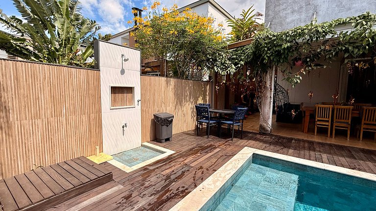 Casa com piscina aquecida - 12 pessoas