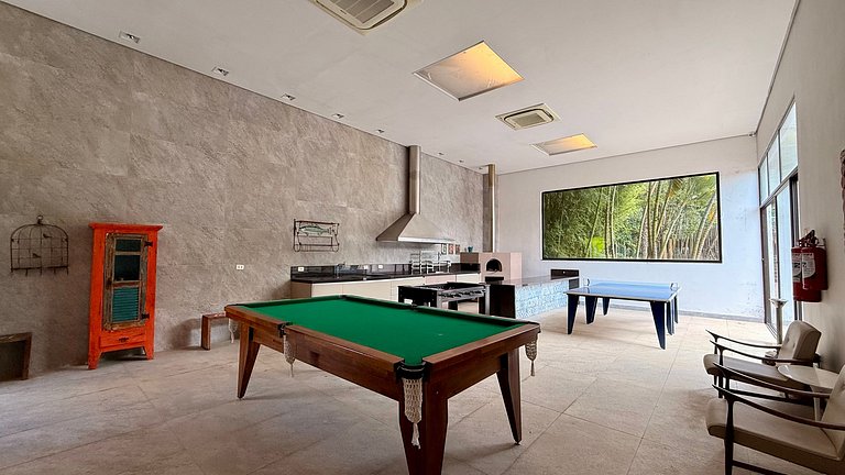 Casa com piscina aquecida - 12 pessoas