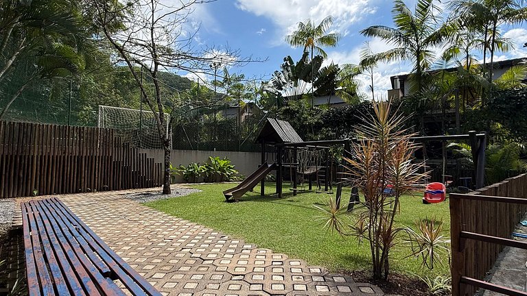 Casa com piscina aquecida - 12 pessoas