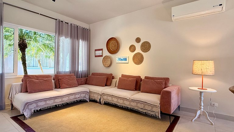 Casa com jacuzzi a 100m do mar, Juquehy.