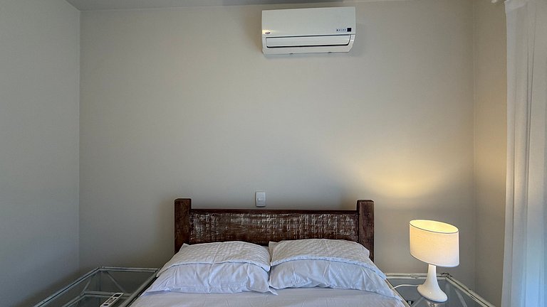 Casa com jacuzzi a 100m do mar, Juquehy.