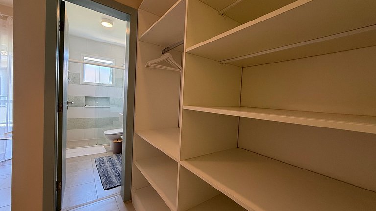 Casa com jacuzzi a 100m do mar, Juquehy.