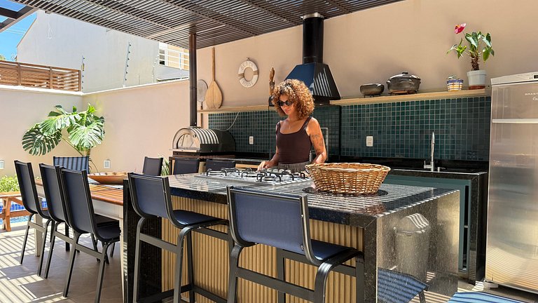 Casa com jacuzzi a 100m do mar, Juquehy.