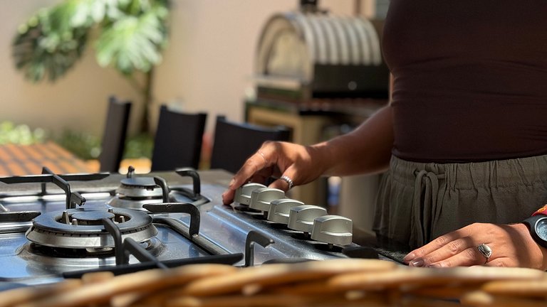 Casa com jacuzzi a 100m do mar, Juquehy.