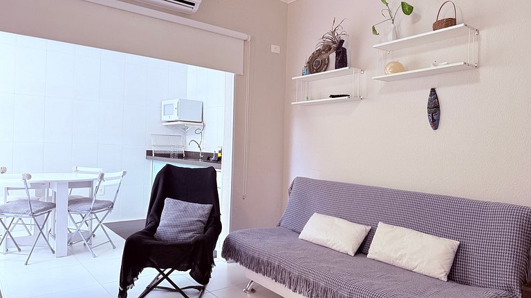 Charming flat 400m from the sea!