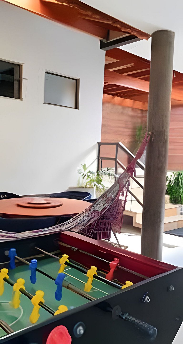 Casa Bertioga+20hosp 7suites ar cond 400m da praia