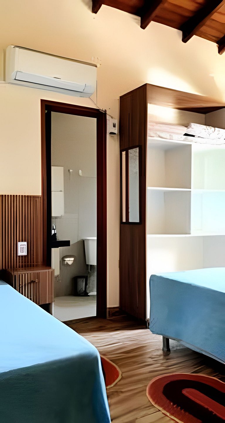 Casa Bertioga+20hosp 7suites ar cond 400m da praia