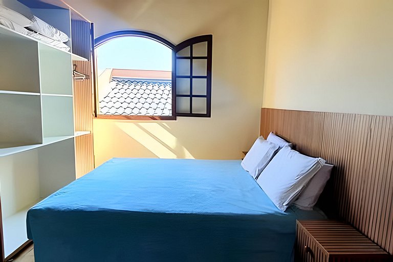 Casa Bertioga+20hosp 7suites ar cond 400m da praia