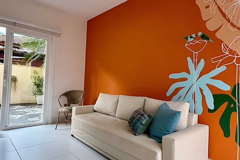 Loft a 150m do mar para até 4 pessoas em Juquehy!