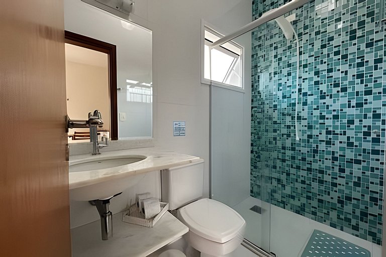 Loft a 150m do mar para até 4 pessoas em Juquehy!