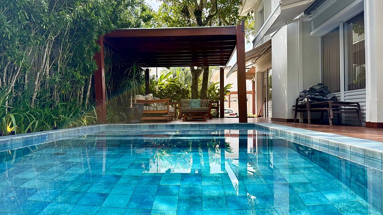 Casa 5 Suítes com Piscina Privativa no Raízes Juquehy