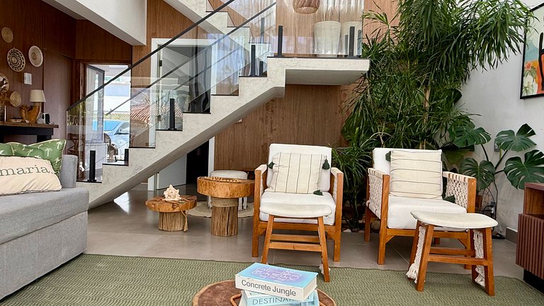 Casa com 4 suítes piscina e cinema em Juquehy